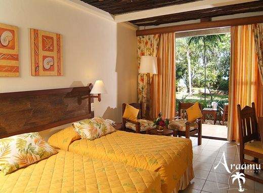 Kenya, Baobab Beach Resort****