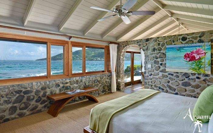St. Vincent & Grenadine, Petit St. Vincent Private Island*****