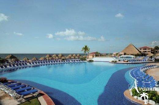 Mexikó, Moon Palace*****