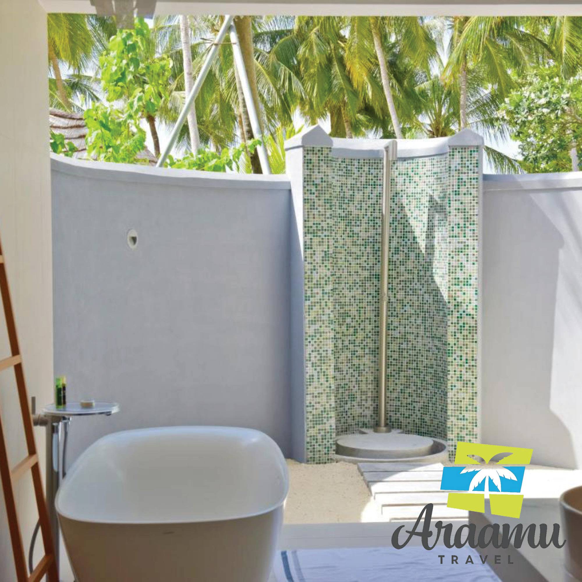 Maldív-szigetek, Kuramathi Island Resort****